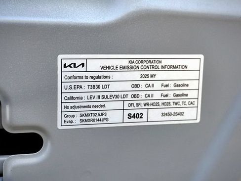 Used 2025 Kia Sorento EX w/ Panoramic Sunroof Package FWD image 40