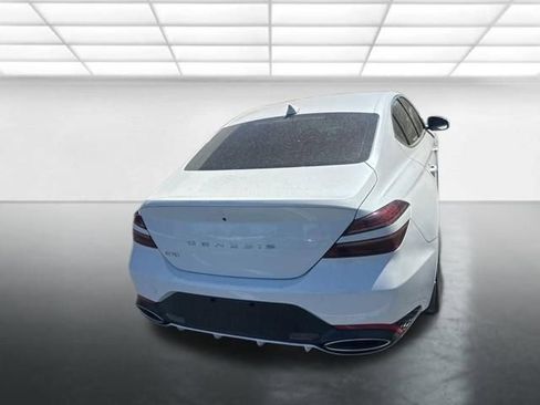 Used 2025 Genesis G70 2.5T RWD image 7