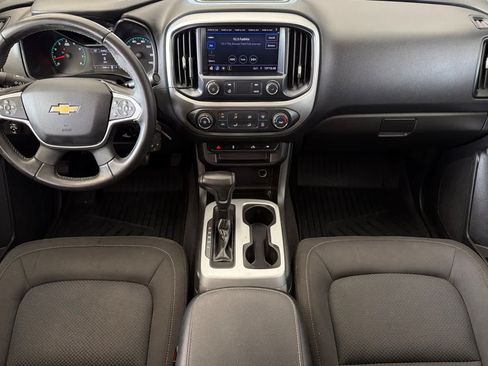 Used 2021 Chevrolet Colorado LT w/ LT Convenience Package RWD image 3