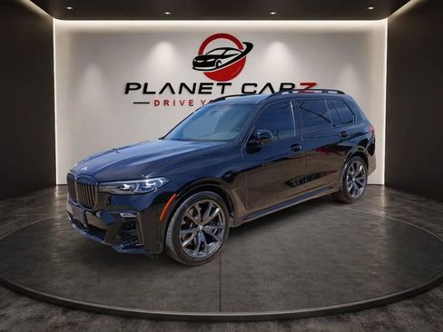 Used 2021 BMW X7 xDrive40i w/ M Sport Package AWD/4WD image 1