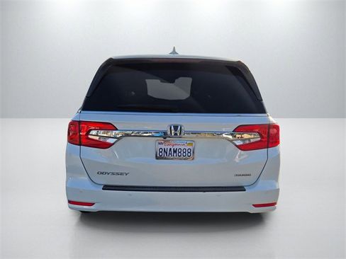 Used 2020 Honda Odyssey Touring image 5