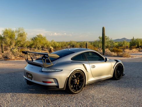 Used 2016 Porsche 911 GT3 RS image 33