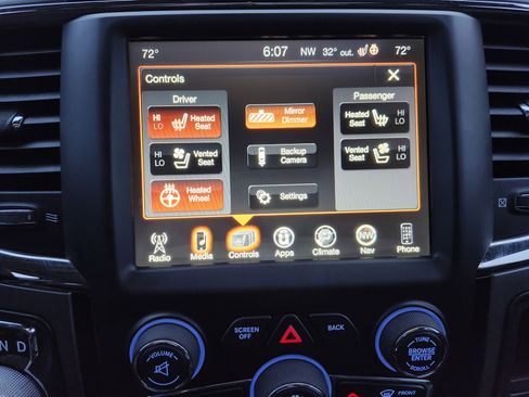 Used 2017 RAM 1500 Sport image 9