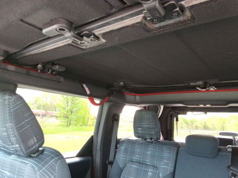 Used 2023 Ford Bronco Heritage Edition AWD/4WD image 29