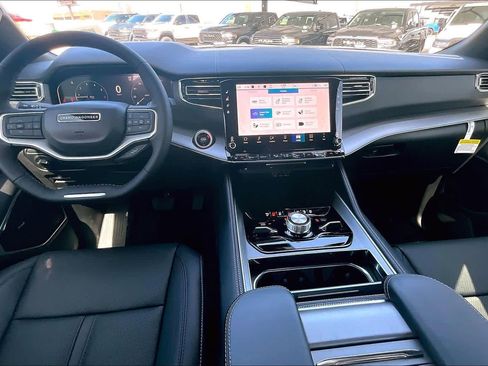 New 2026 Jeep Grand Wagoneer Limited AWD/4WD image 6