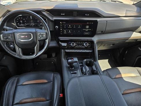 Used 2023 GMC Sierra 1500 AT4 w/ AT4 Premium Package AWD/4WD image 18