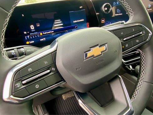 New 2026 Chevrolet Traverse LT w/ LPO, Floor Liner Package image 41