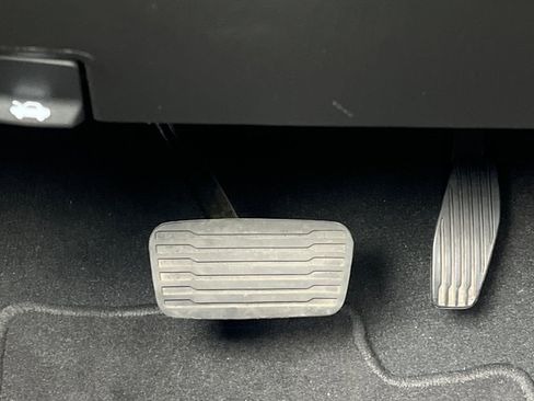 Used 2024 Chevrolet Suburban High Country w/ Premium Package 2 image 46