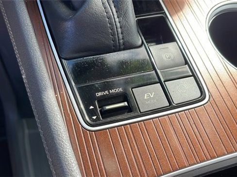 Used 2022 Toyota Sienna LE w/ LE Plus Package image 17