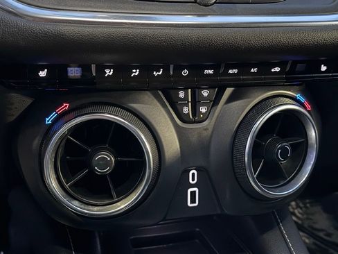 Used 2023 Chevrolet Blazer LT w/ Convenience Package image 22