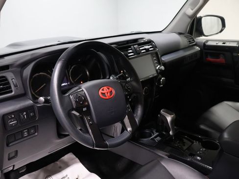 Used 2024 Toyota 4Runner TRD Off-Road Premium image 15