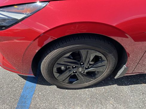 Used 2023 Hyundai Elantra SEL FWD image 10