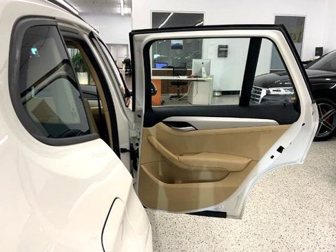 Used 2014 BMW X1 xDrive28i image 30