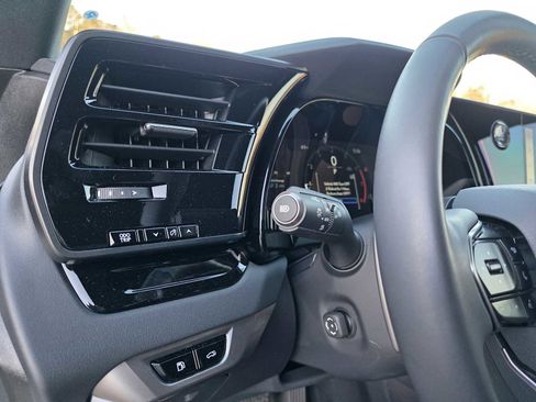 Used 2025 Lexus RX 350 FWD image 19