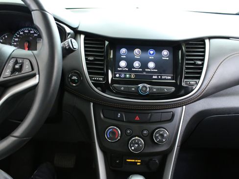 Used 2022 Chevrolet Trax LT w/ Driver Confidence Package AWD/4WD image 18