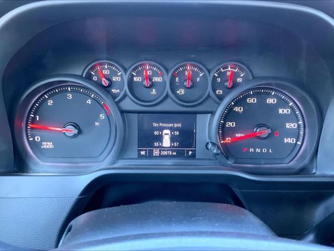 Used 2025 Chevrolet Silverado 2500 W/T image 26