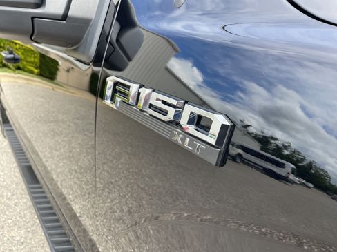 Used 2018 Ford F150 XLT w/ Equipment Group 302A Luxury AWD/4WD image 27