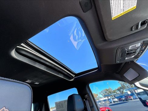 Used 2024 Chevrolet Silverado 3500 High Country w/ High Country Premium Package image 18