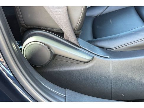 Certified 2021 MAZDA MAZDA3 s image 22