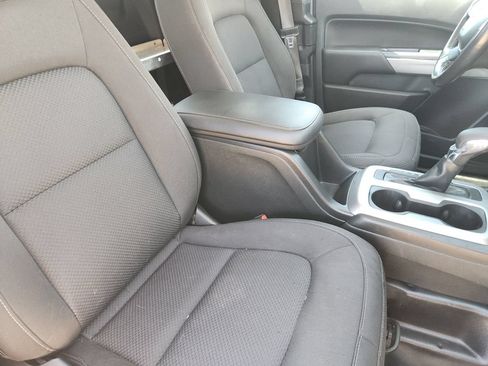 Used 2022 Chevrolet Colorado LT w/ Fleet Safety Package RWD image 13