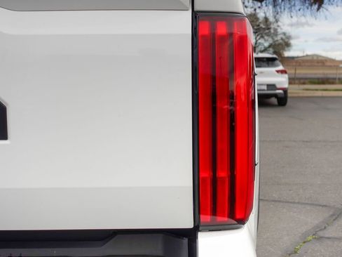 Used 2024 Toyota Tundra Limited image 6