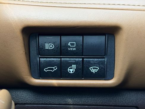 Used 2022 Toyota Highlander Platinum AWD/4WD image 23