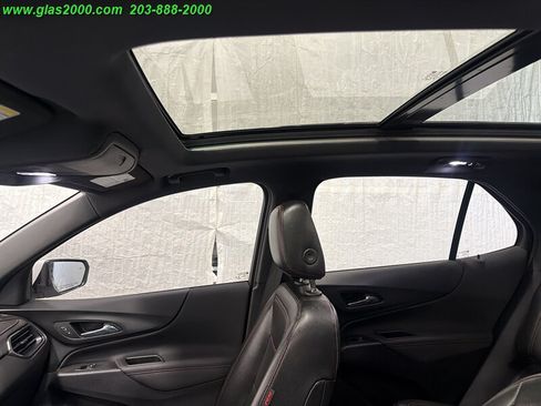 Used 2022 Chevrolet Equinox RS w/ RS Leather Package AWD/4WD image 12