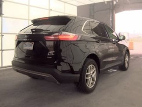 Used 2023 Ford Edge SEL w/ Convenience Package AWD/4WD image 5