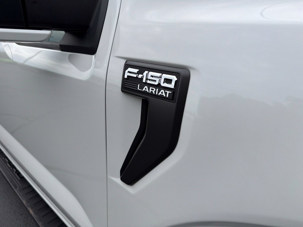 Used 2022 Ford F150 Lariat AWD/4WD image 10