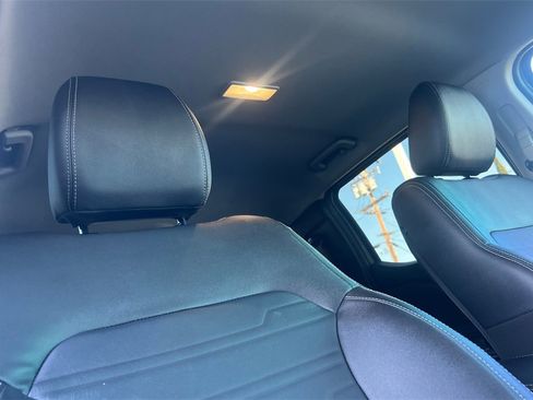 Used 2024 Ford Ranger Lariat w/ FX4 Off-Road Package image 16