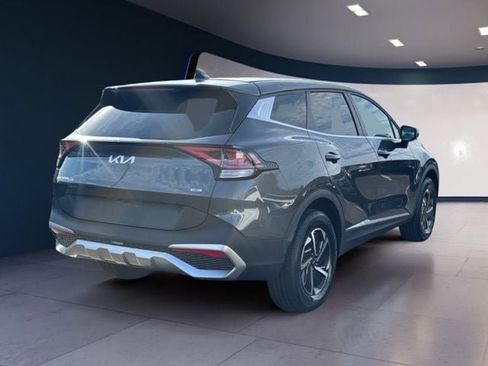 Certified 2023 Kia Sportage LX AWD/4WD image 5