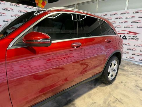 Used 2018 Mercedes-Benz GLC 300 4MATIC w/ Multimedia Package image 6
