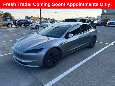Used 2025 Tesla Model 3 Long Range AWD/4WD image 1