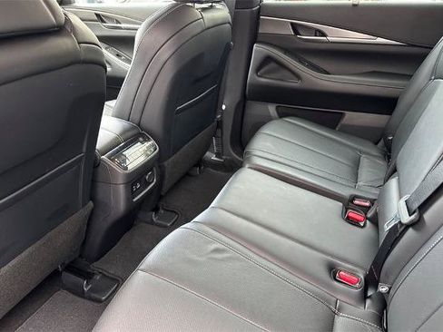 Certified 2024 INFINITI QX60 Luxe image 12