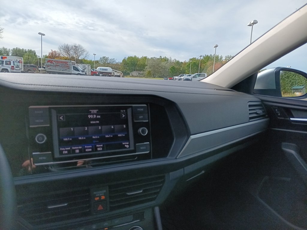 Used 2024 Volkswagen Jetta S FWD image 10