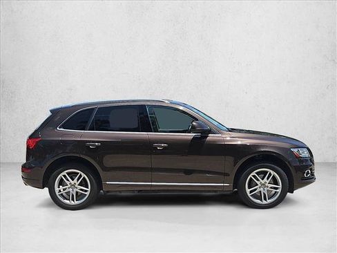Used 2015 Audi Q5 2.0T Premium Plus w/ Technology Package AWD/4WD image 4