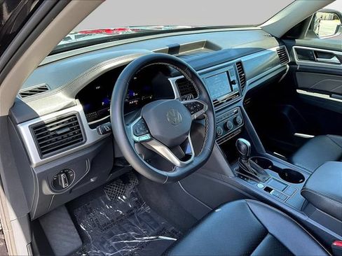 Used 2023 Volkswagen Atlas SE FWD image 18