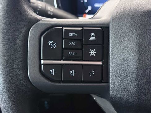 Used 2024 Ford F150 Lariat w/ FX4 Off-Road Package image 46