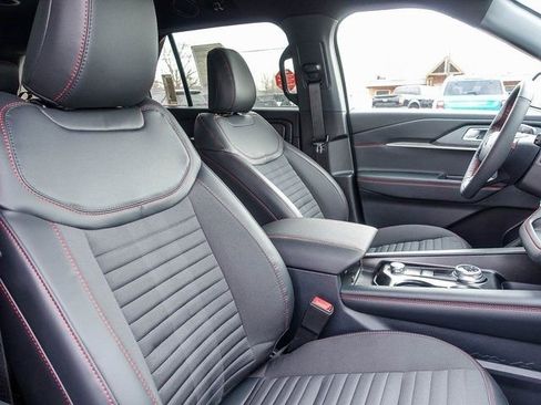 New 2026 Ford Explorer ST-Line w/ ST-Line Street Pack image 7