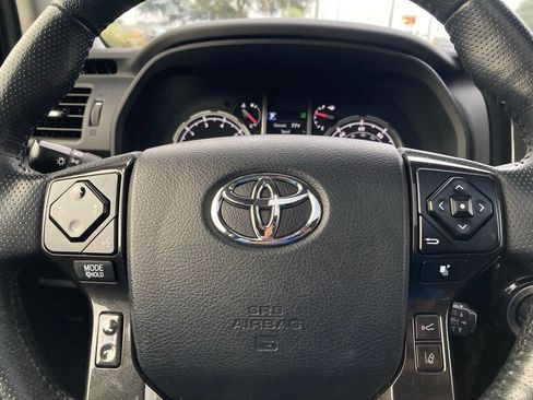Used 2023 Toyota 4Runner TRD Off-Road Premium w/ Moonroof Package AWD/4WD image 18