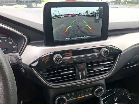 Used 2022 Ford Escape SE FWD image 15
