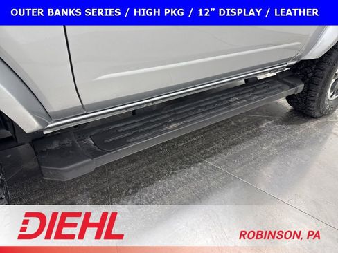 Used 2021 Ford Bronco Outer Banks image 8