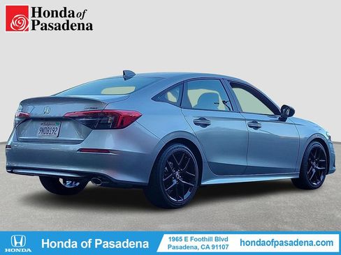 Used 2024 Honda Civic Sport image 2