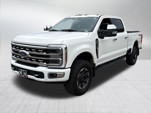 Used 2024 Ford F250 Platinum w/ Tremor Off-Road Package AWD/4WD image 3