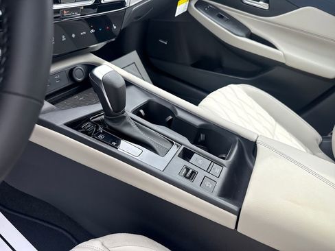 New 2026 Nissan Sentra SL FWD image 24
