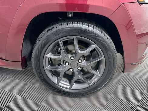 Used 2019 Jeep Grand Cherokee Limited X image 20