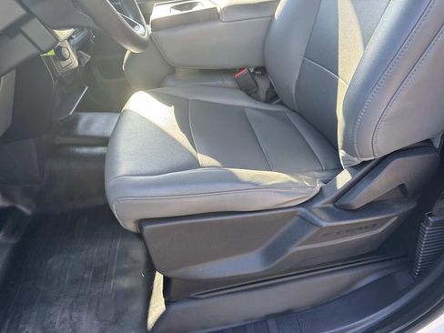 Used 2022 Ford F150 XL w/ Trailer Tow Package image 16