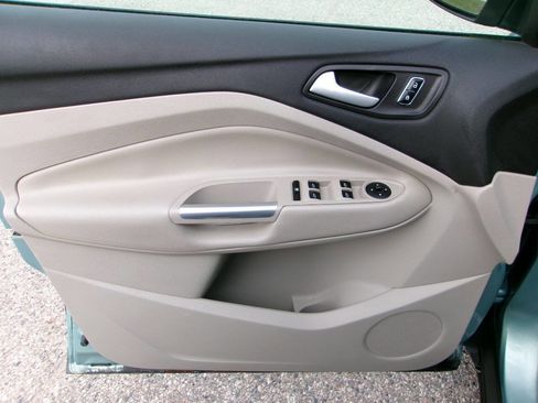 Used 2013 Ford Escape SE image 7