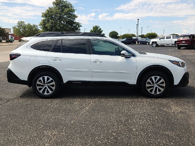 Used 2022 Subaru Outback Premium AWD/4WD image 5