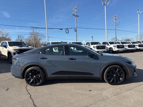 Used 2026 Toyota Crown Nightshade image 6